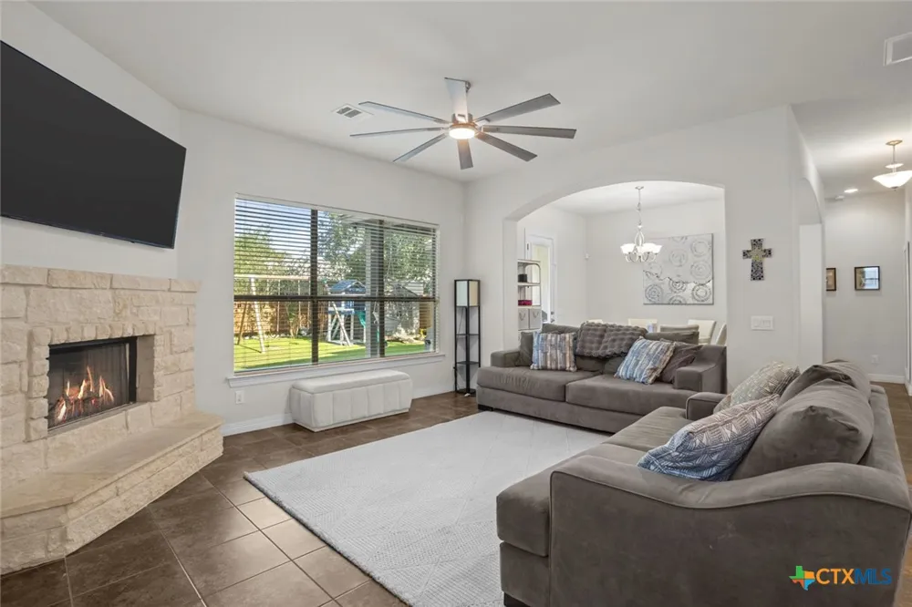 522 Carriage House Spring Branch, TX 78070