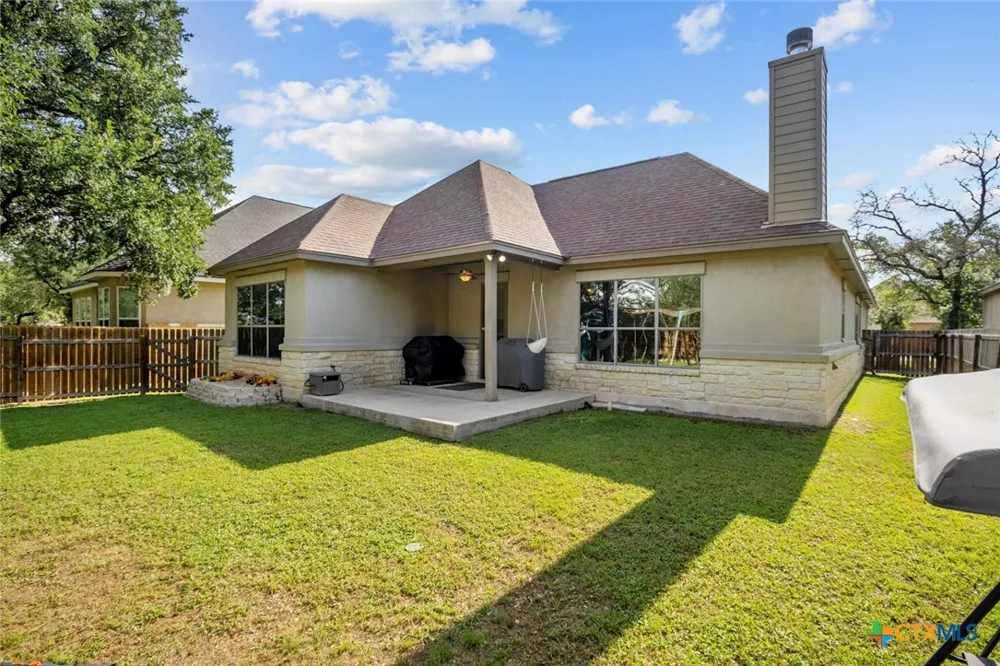 522 Carriage House Spring Branch, TX 78070