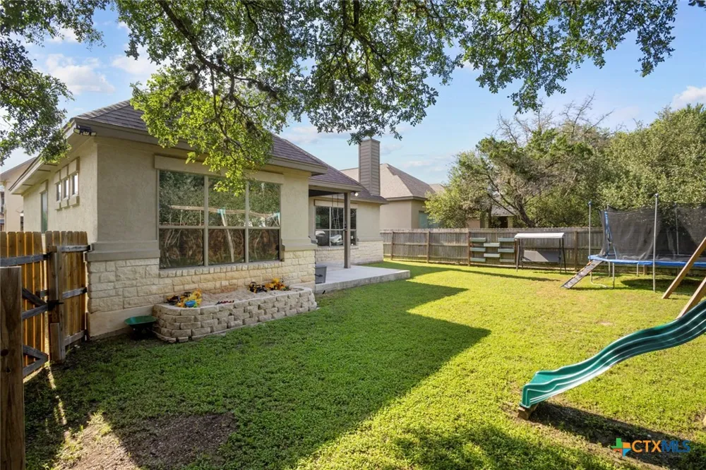 522 Carriage House Spring Branch, TX 78070
