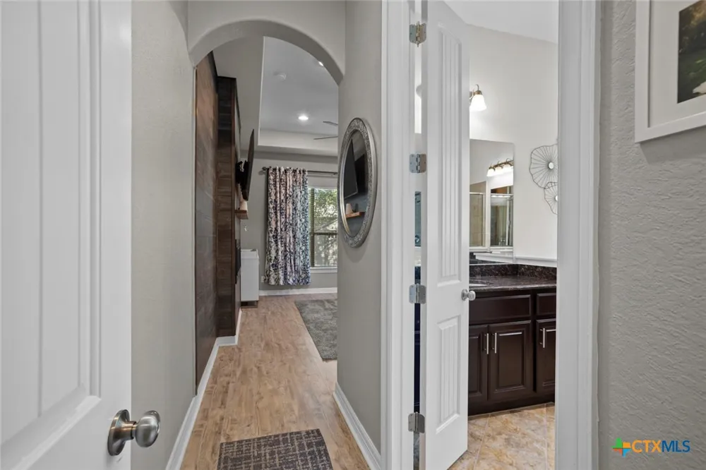 522 Carriage House Spring Branch, TX 78070