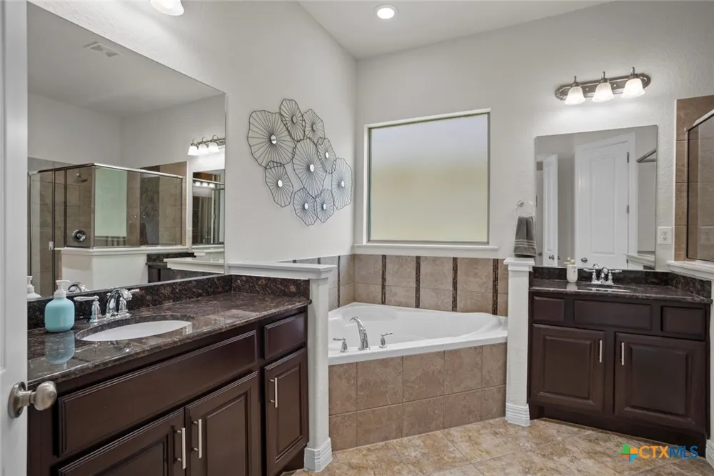 522 Carriage House Spring Branch, TX 78070
