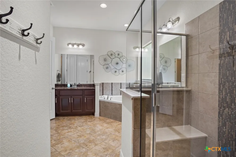 522 Carriage House Spring Branch, TX 78070