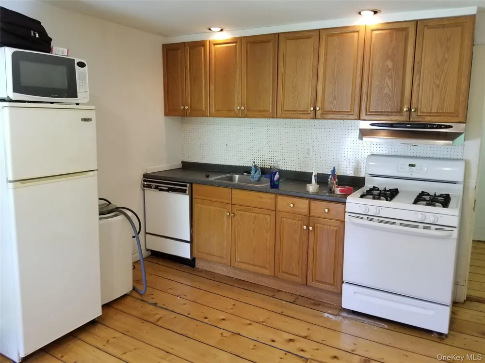 415 Myrtle Avenue Port Jefferson, NY 11777
