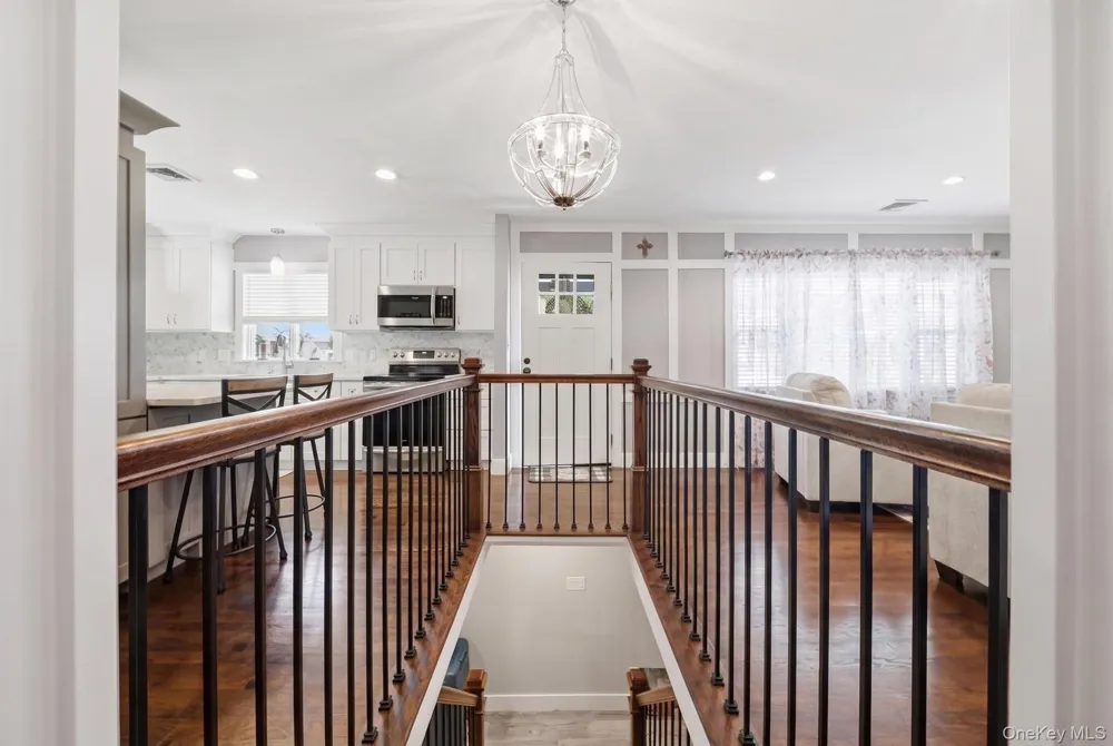 18 Devon Road Bethpage, NY 11714