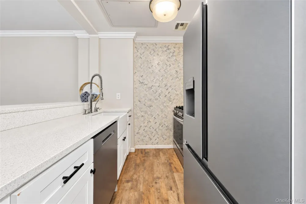217 Sunset Boulevard #9217G Bronx, NY 10473
