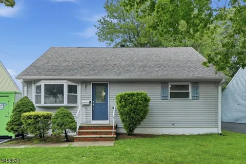 32 Merkel Dr