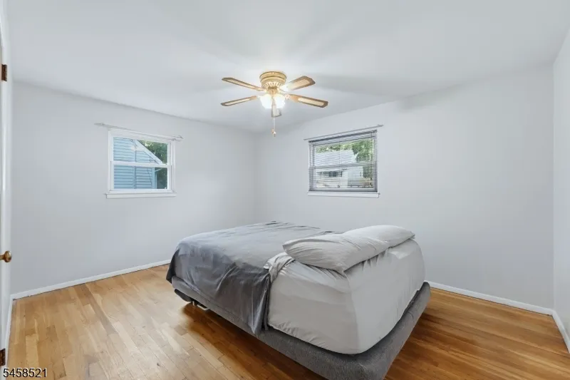 32 Merkel Dr Bloomfield, NJ 07003