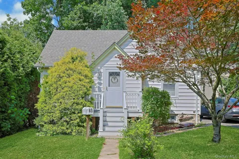 65 Laurel Place