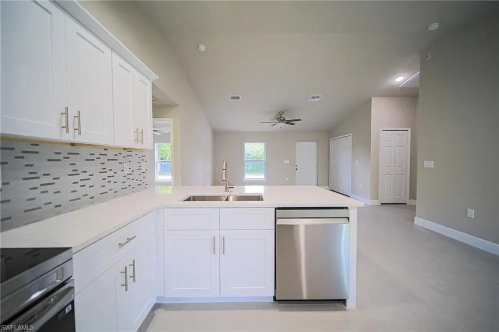 180 Peerless Street Lehigh Acres, FL 33974