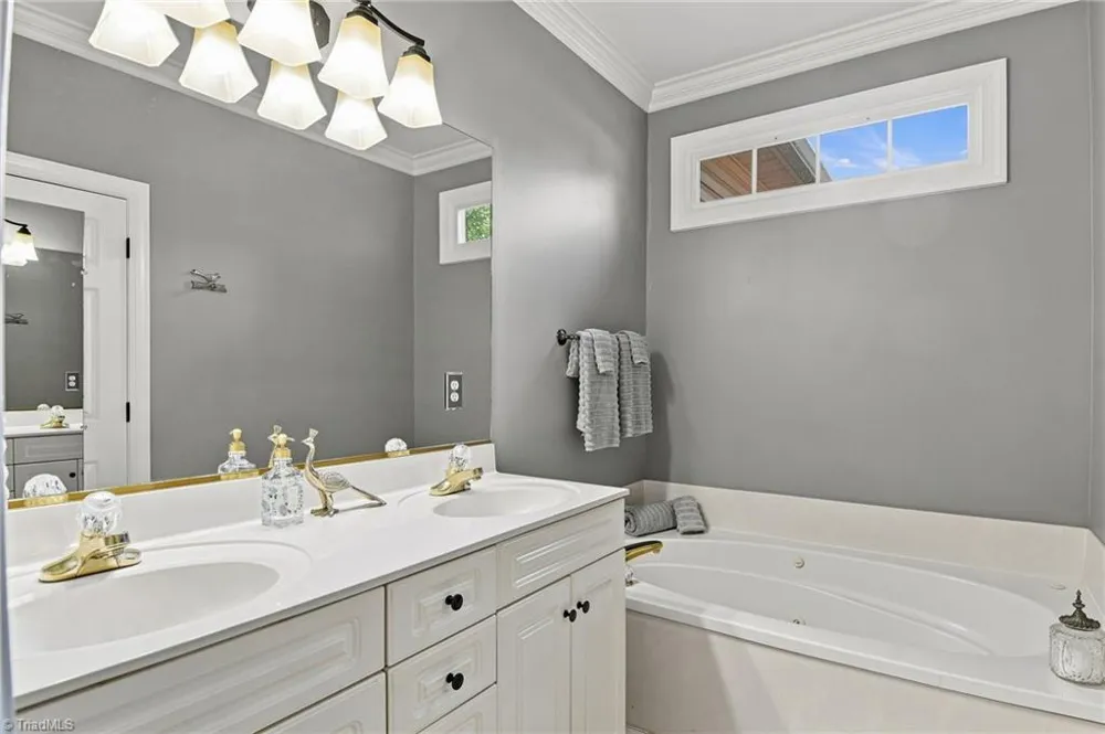 4610 Century Oaks Lane Winston-Salem, NC 27106