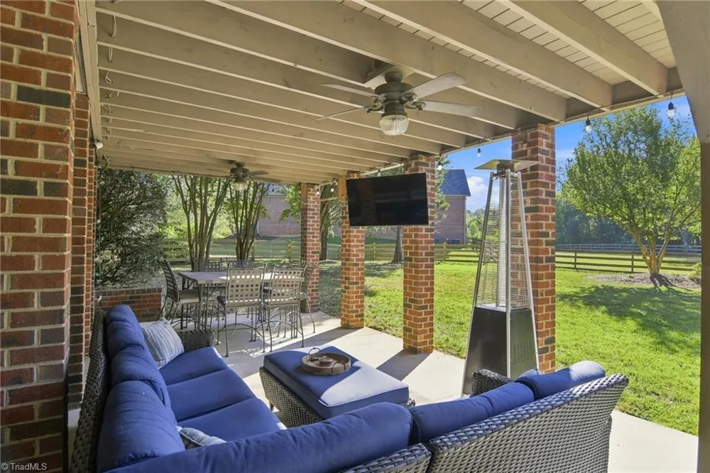 4610 Century Oaks Lane Winston-Salem, NC 27106