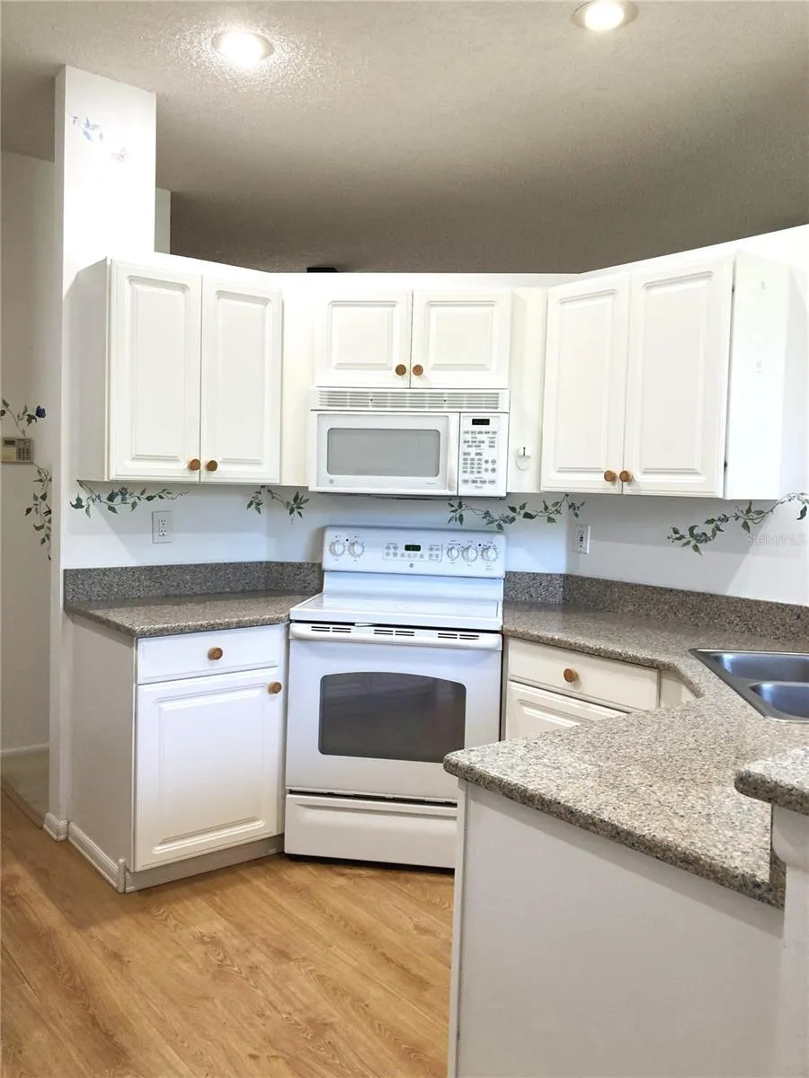 5006 45TH STREET W Bradenton, FL 34210