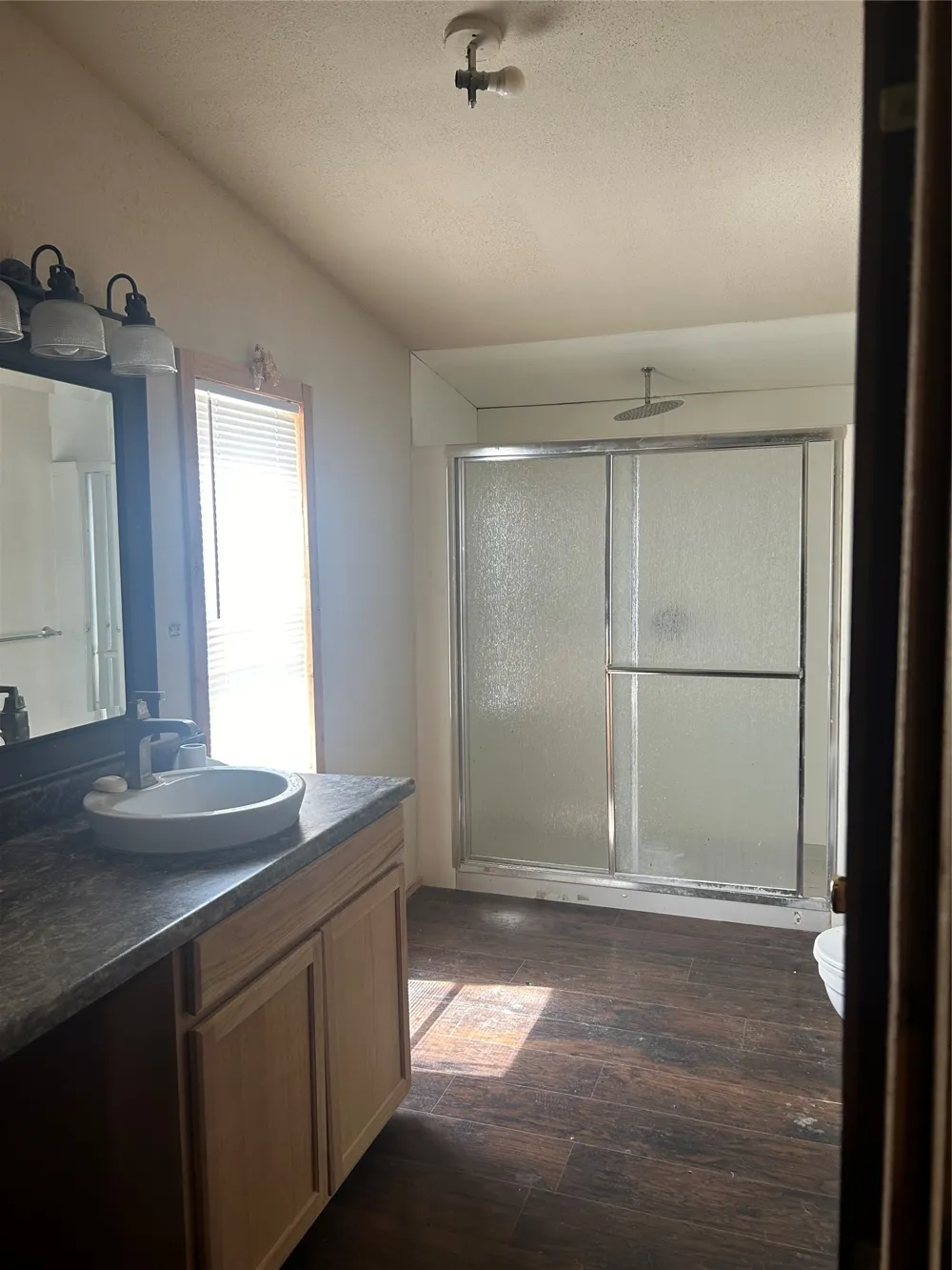 5729 Highway 183 Liberty Hill, TX 78642