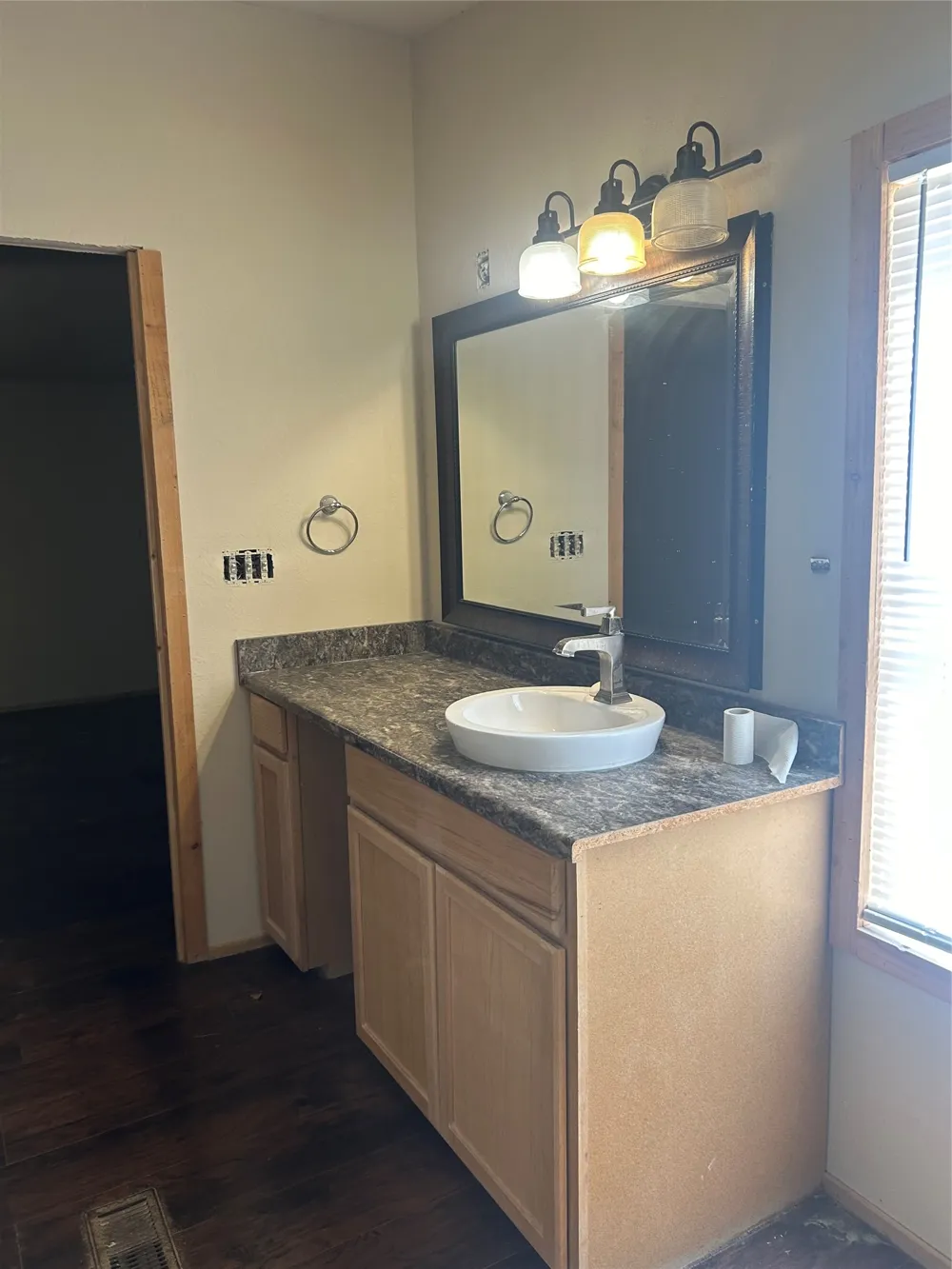 5729 Highway 183 Liberty Hill, TX 78642