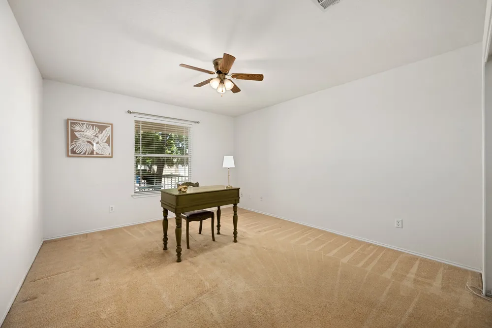 204 Katherine Way Leander, TX 78641