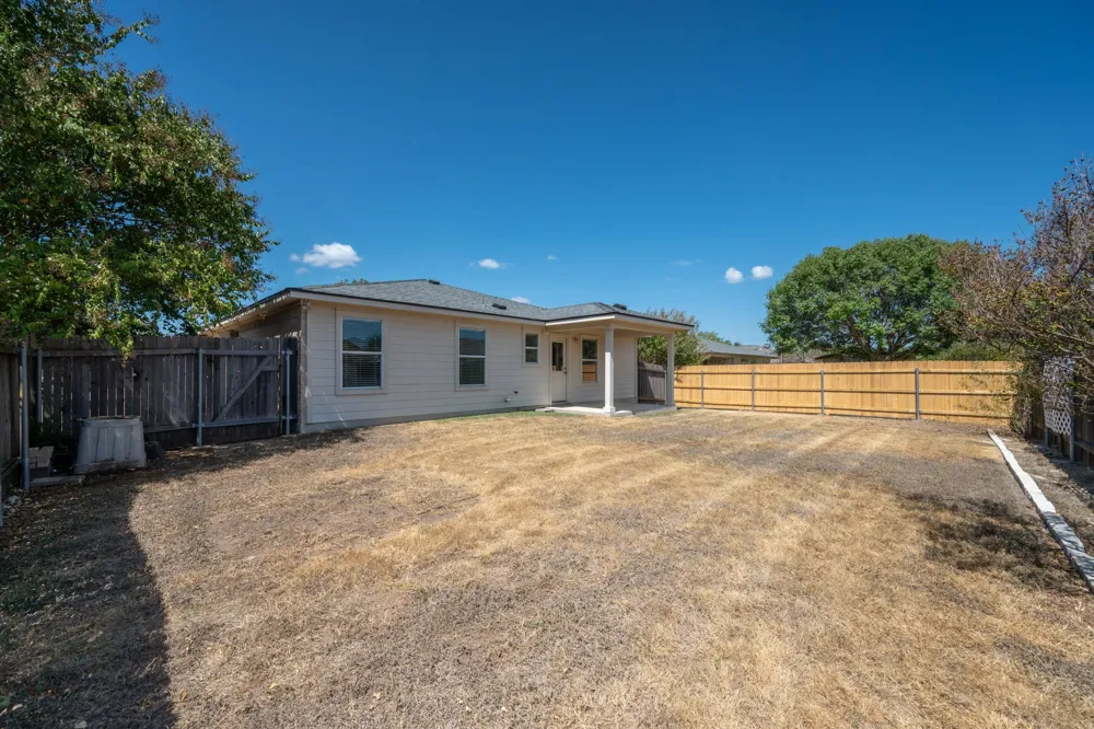 204 Katherine Way Leander, TX 78641