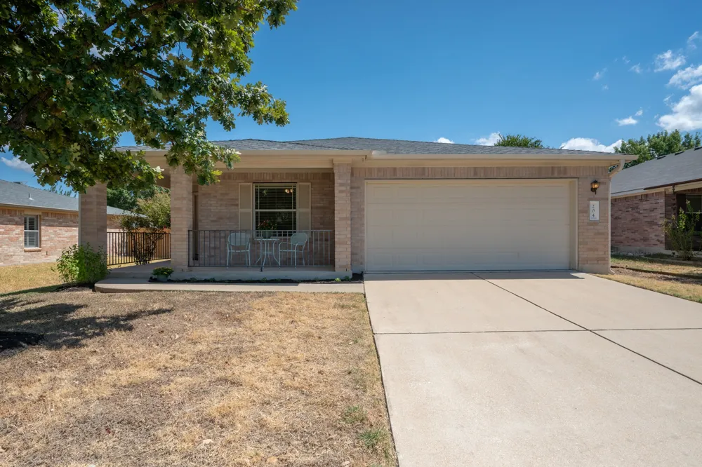 204 Katherine Way Leander, TX 78641