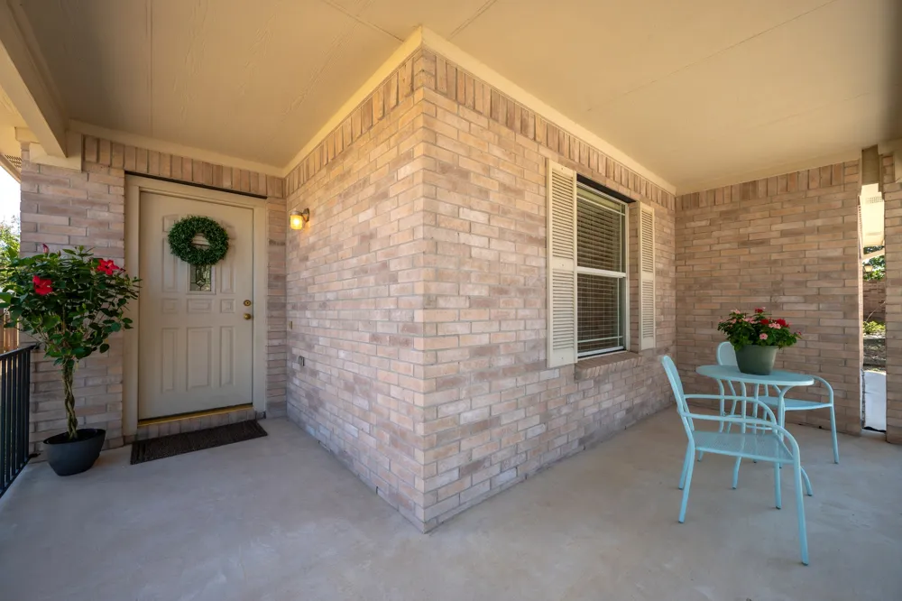 204 Katherine Way Leander, TX 78641