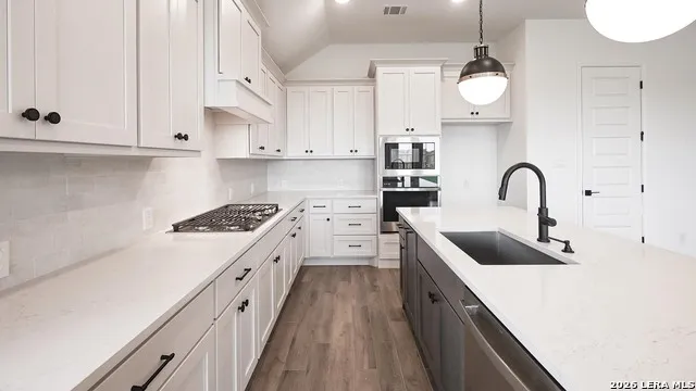 726 Grand Legacy New Braunfels, TX 78130