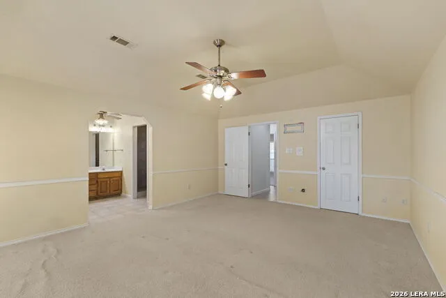 360 BEAR RIDGE DR La Vernia, TX 78121
