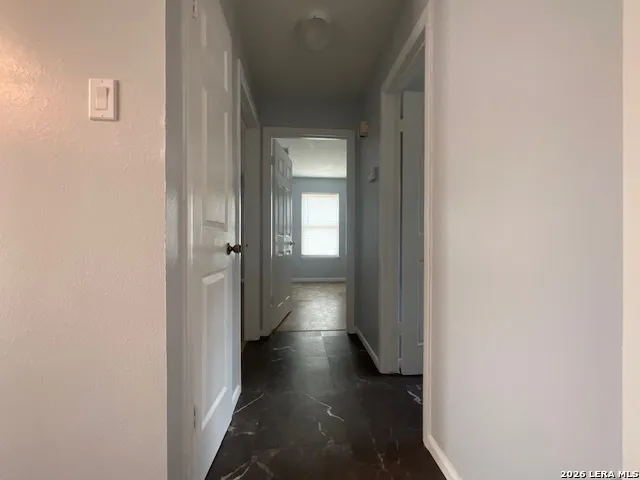 131 Bluebonnet Dr Kenedy, TX 78119