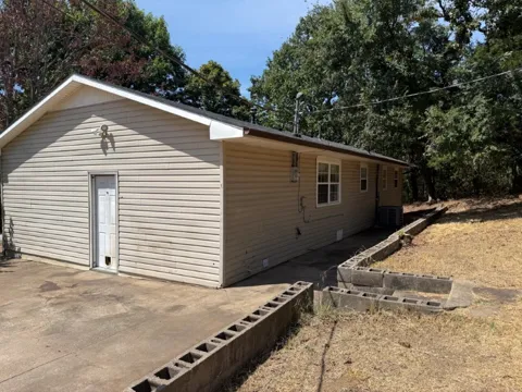 22598 Highway 295