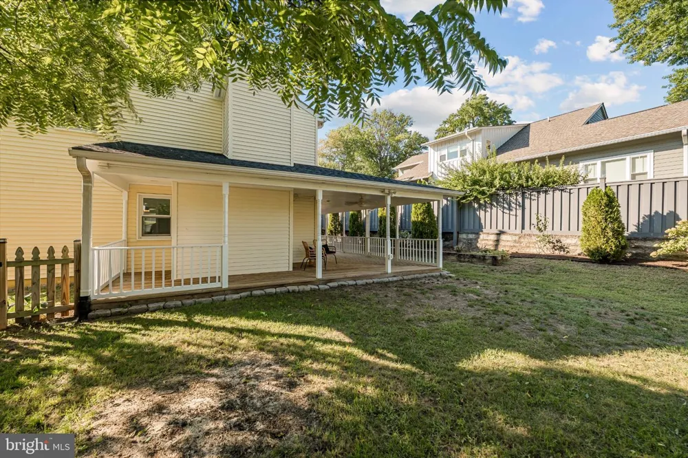 101 EARLEY Alexandria, VA 22304