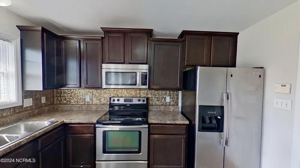 717 Radiant Drive Jacksonville, NC 28546