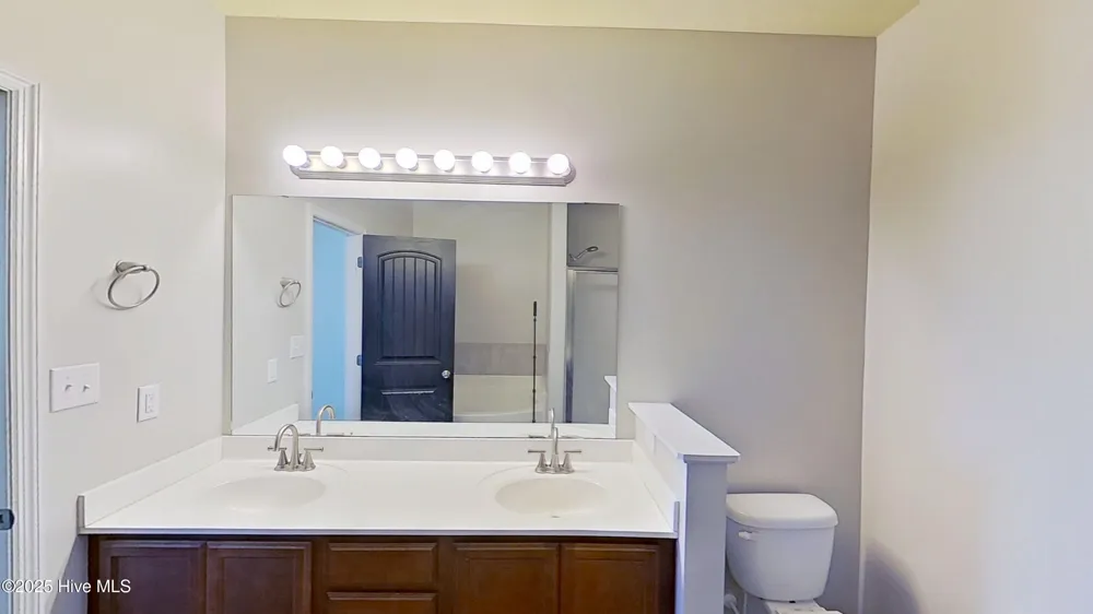 531 Caldwell Loop Jacksonville, NC 28546