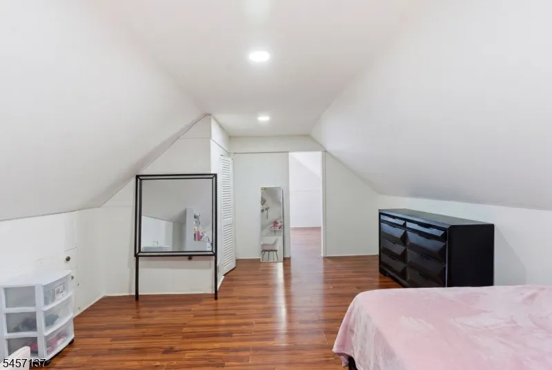 1 Park Pl North Brunswick, NJ 08902