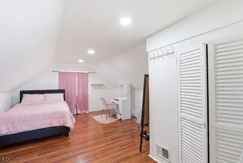 1 Park Pl North Brunswick, NJ 08902