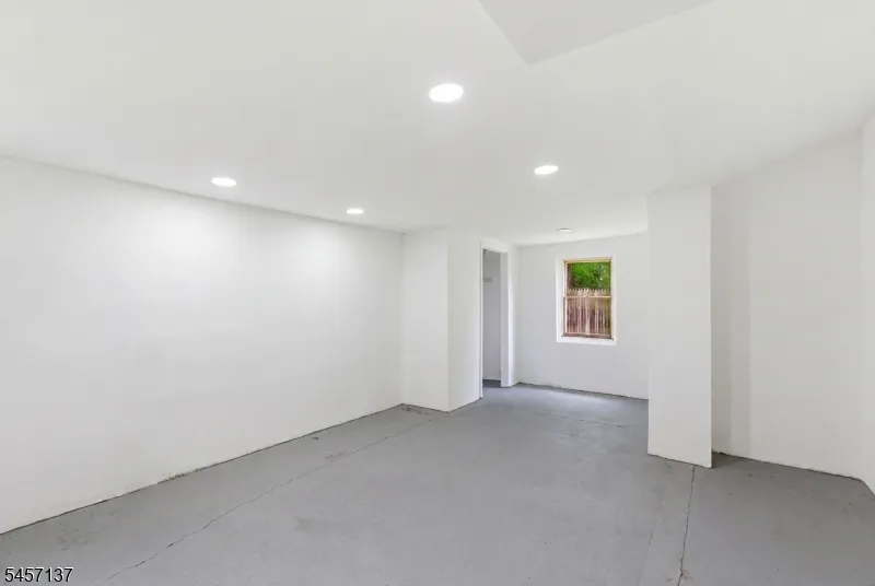 1 Park Pl North Brunswick, NJ 08902