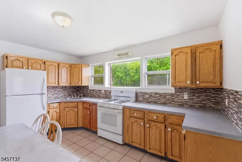 1 Park Pl North Brunswick, NJ 08902