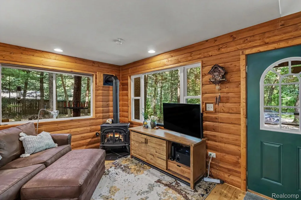 4012 Wintergreen Drive Valley Township, MI 49010