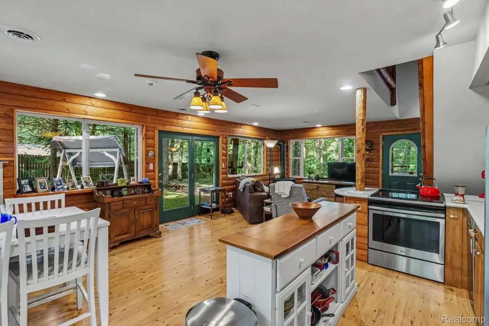 4012 Wintergreen Drive Valley Township, MI 49010