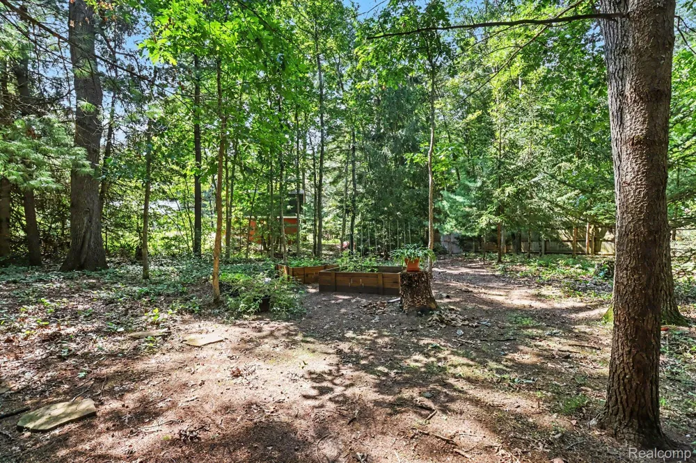 4012 Wintergreen Drive Valley Township, MI 49010