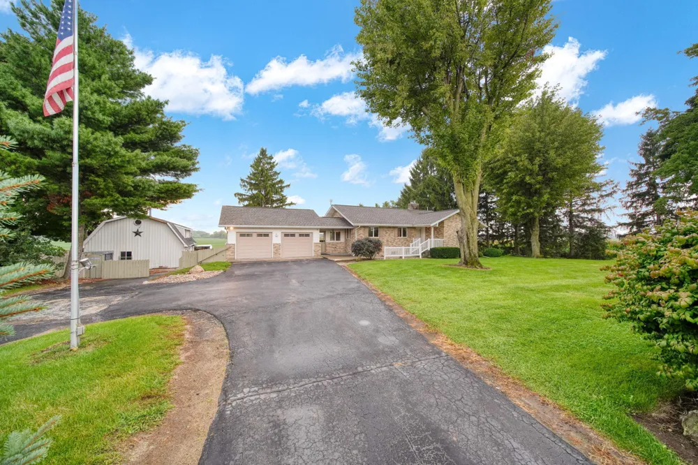 11625 Ridge Highway Macon Township, MI 49286