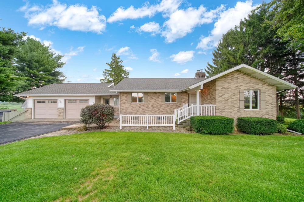 11625 Ridge Highway Macon Township, MI 49286