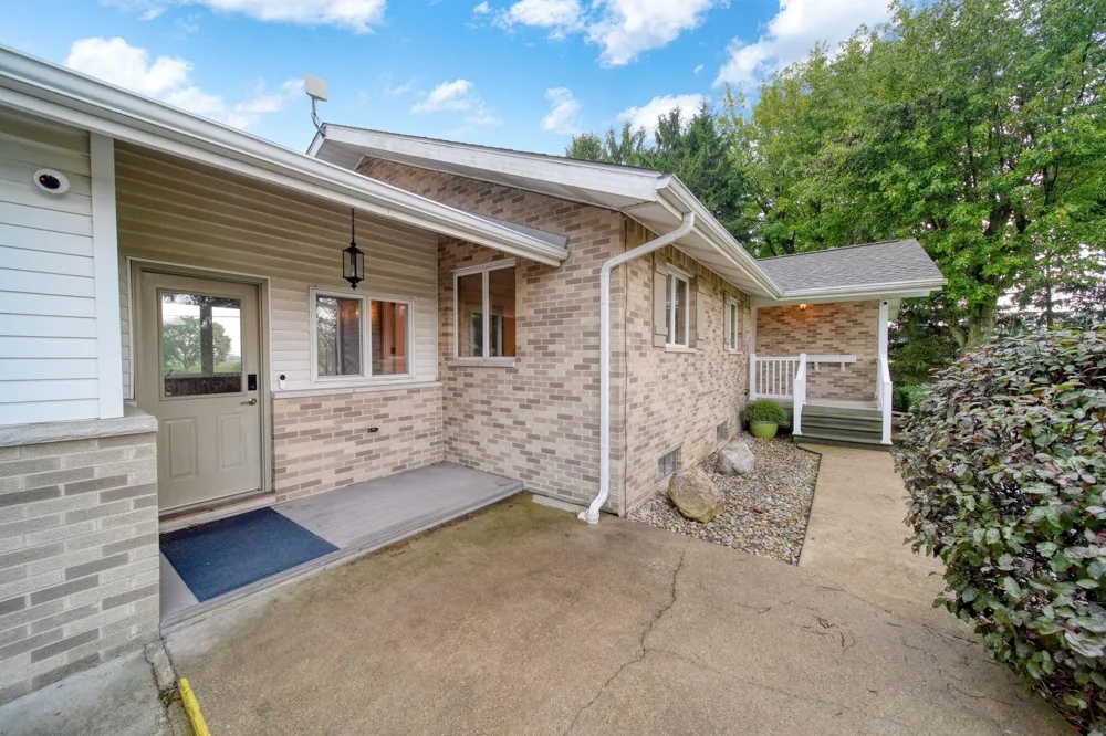 11625 Ridge Highway Macon Township, MI 49286