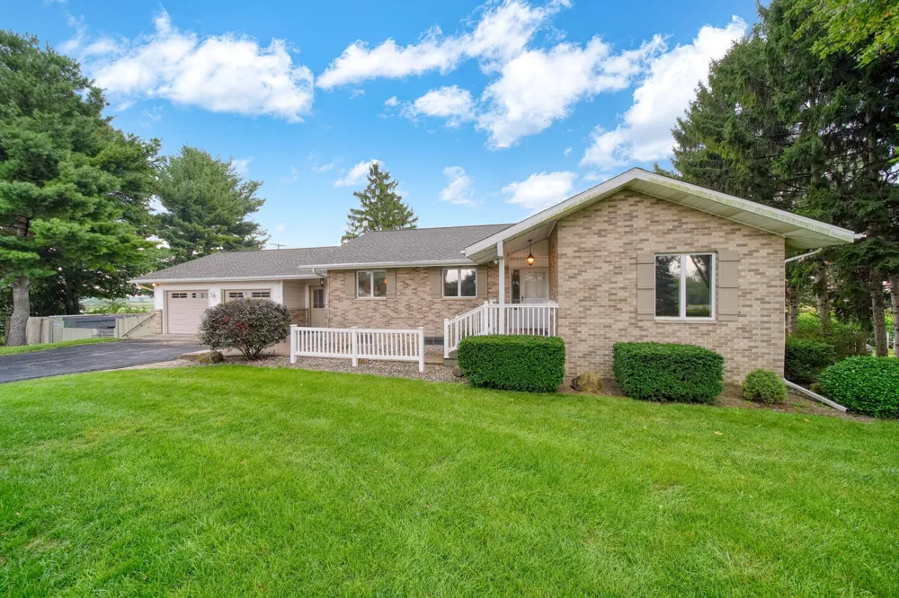 11625 Ridge Highway Macon Township, MI 49286