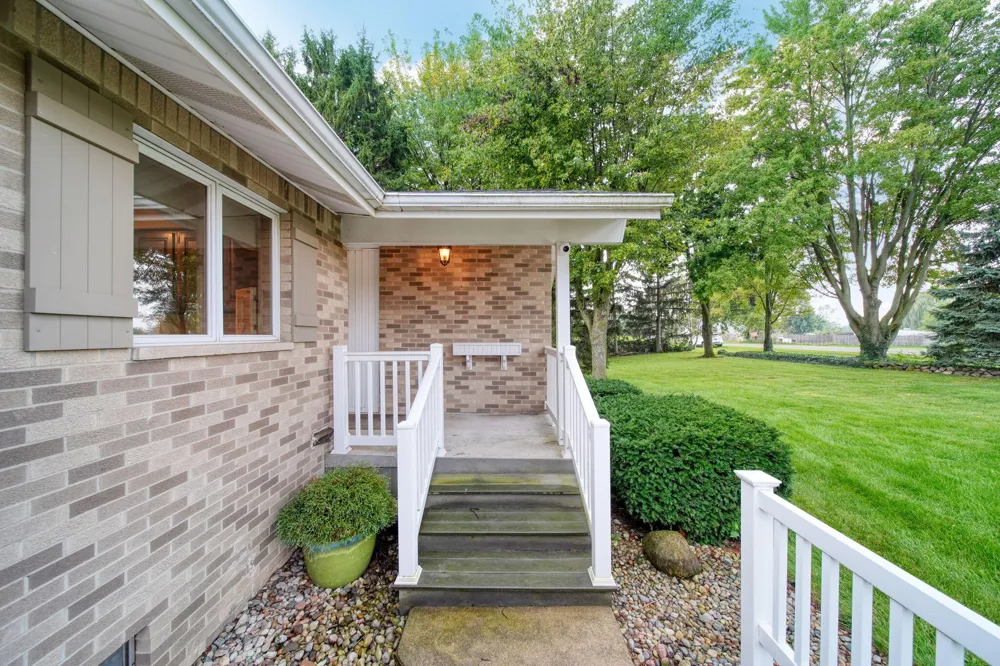 11625 Ridge Highway Macon Township, MI 49286