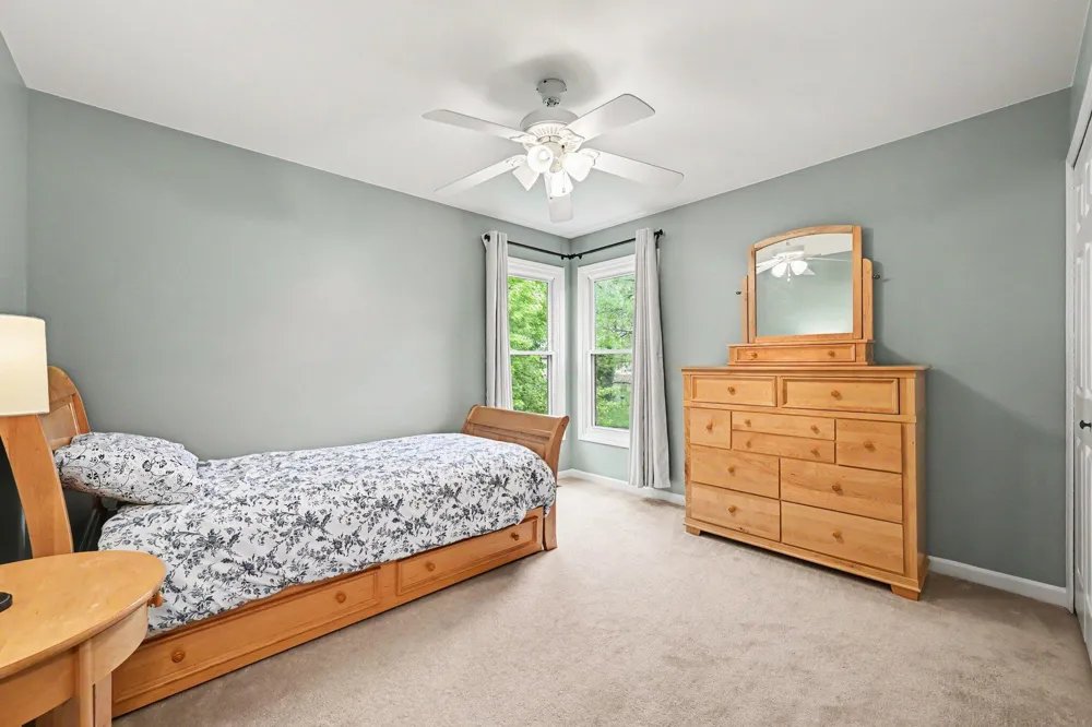 45128 Glengarry Road Canton Charter Township, MI 48188