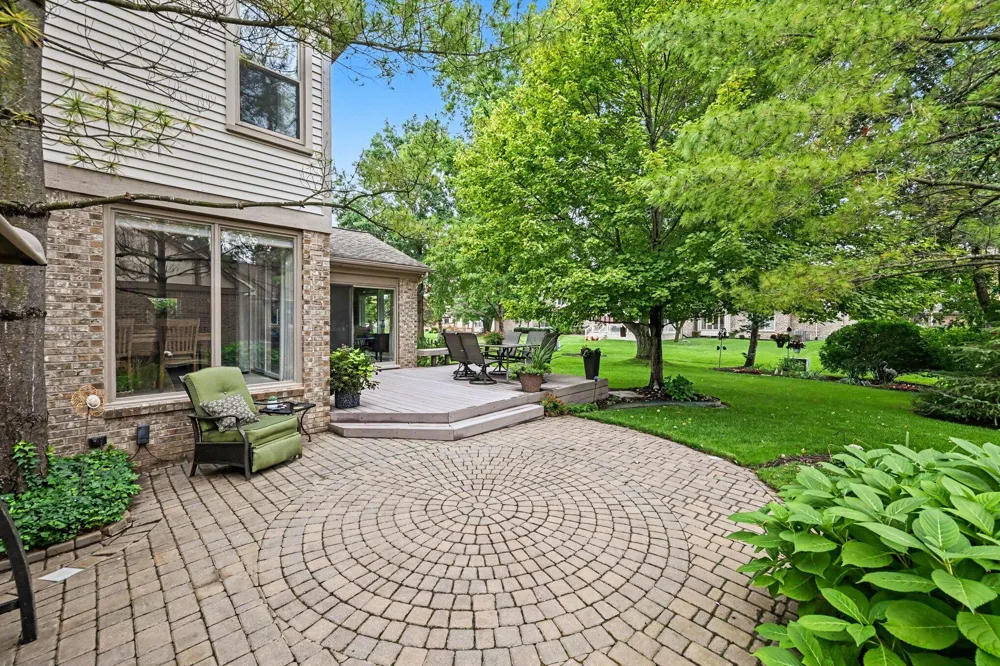 45128 Glengarry Road Canton Charter Township, MI 48188
