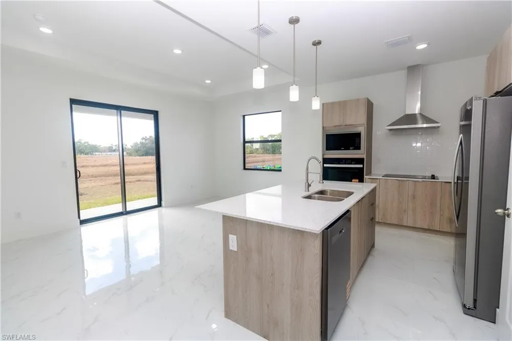 731 Bering Avenue S Lehigh Acres, FL 33974