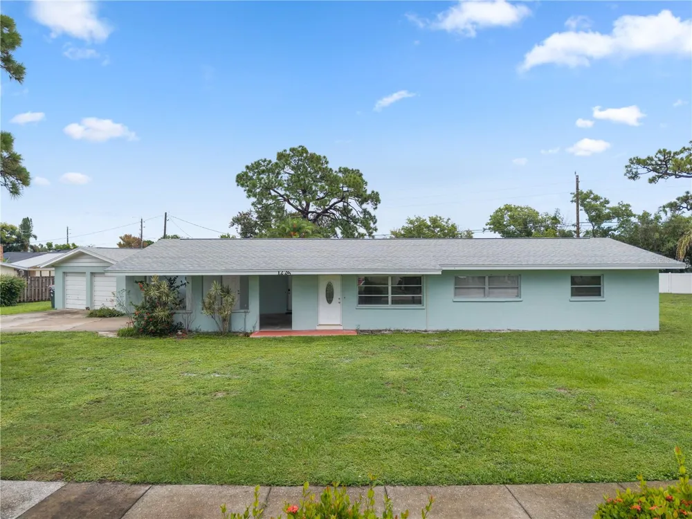 1225 CASABELLA DRIVE Bradenton, FL 34209