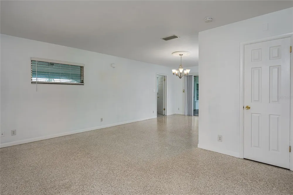 1225 CASABELLA DRIVE Bradenton, FL 34209