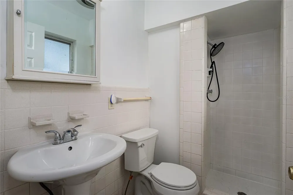 1225 CASABELLA DRIVE Bradenton, FL 34209