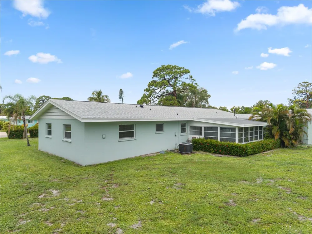 1225 CASABELLA DRIVE Bradenton, FL 34209