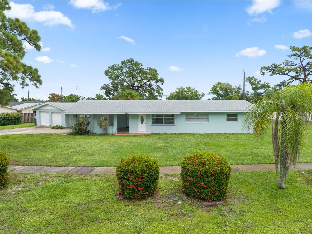 1225 CASABELLA DRIVE Bradenton, FL 34209