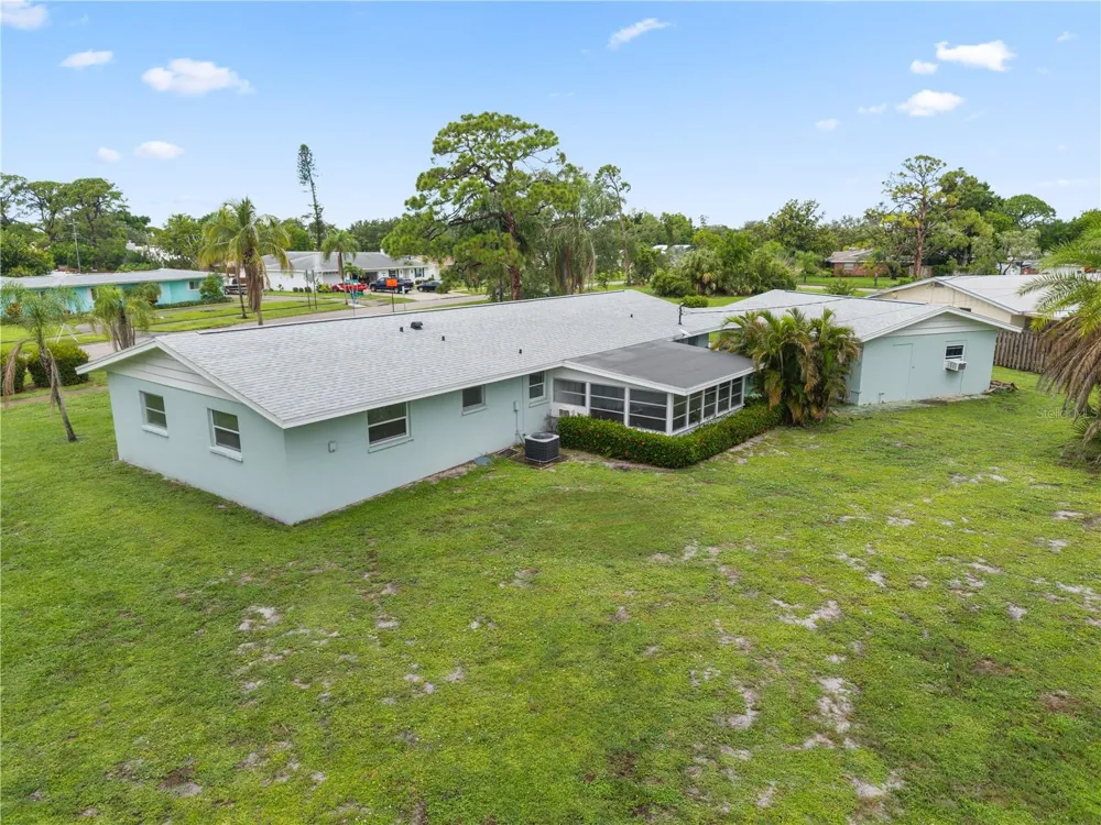 1225 CASABELLA DRIVE Bradenton, FL 34209